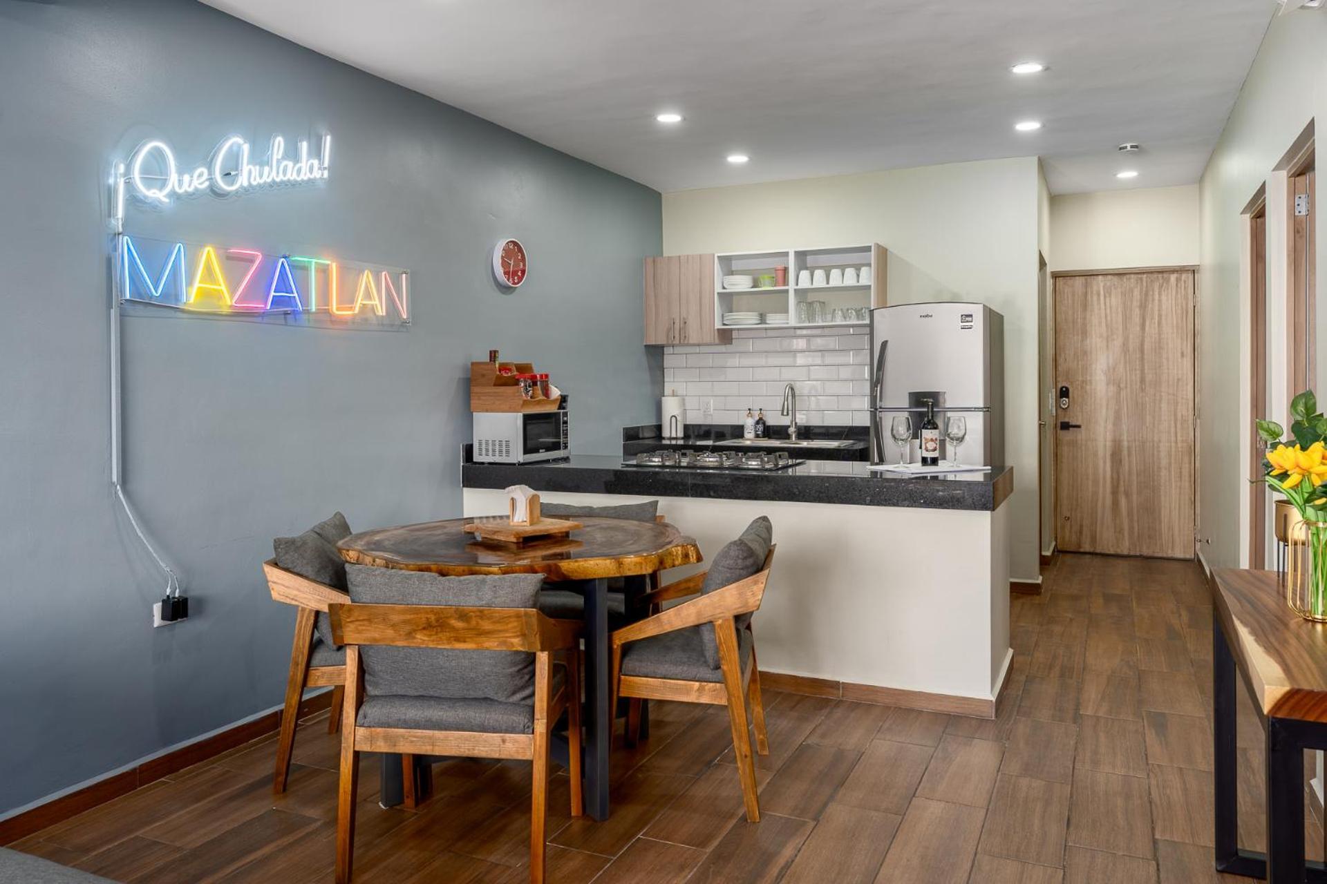 New & Comfy, 5 Star Area, Walk 2 Beach, Pool, Views, King Bed Mazatlán Exterior foto